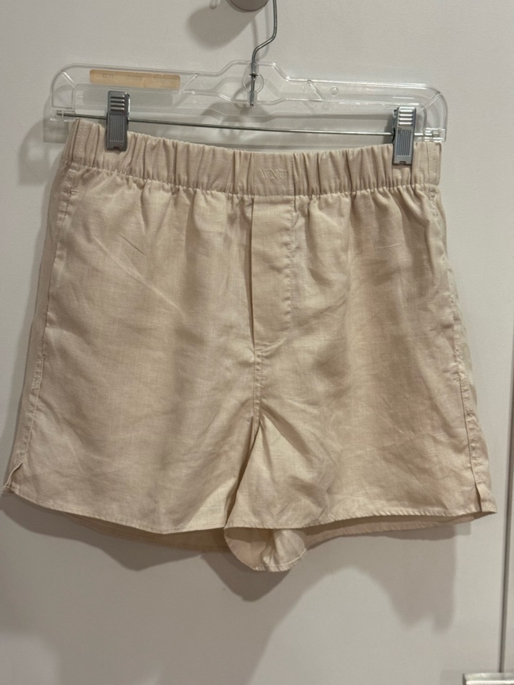 Women's High-Waist Crisp Linen Shorts in Beige - worn ONCE